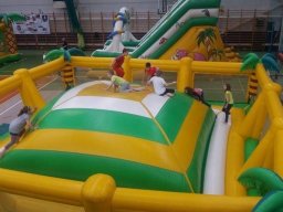 Aktywne ferie 2017 - dmuchance   - 04
